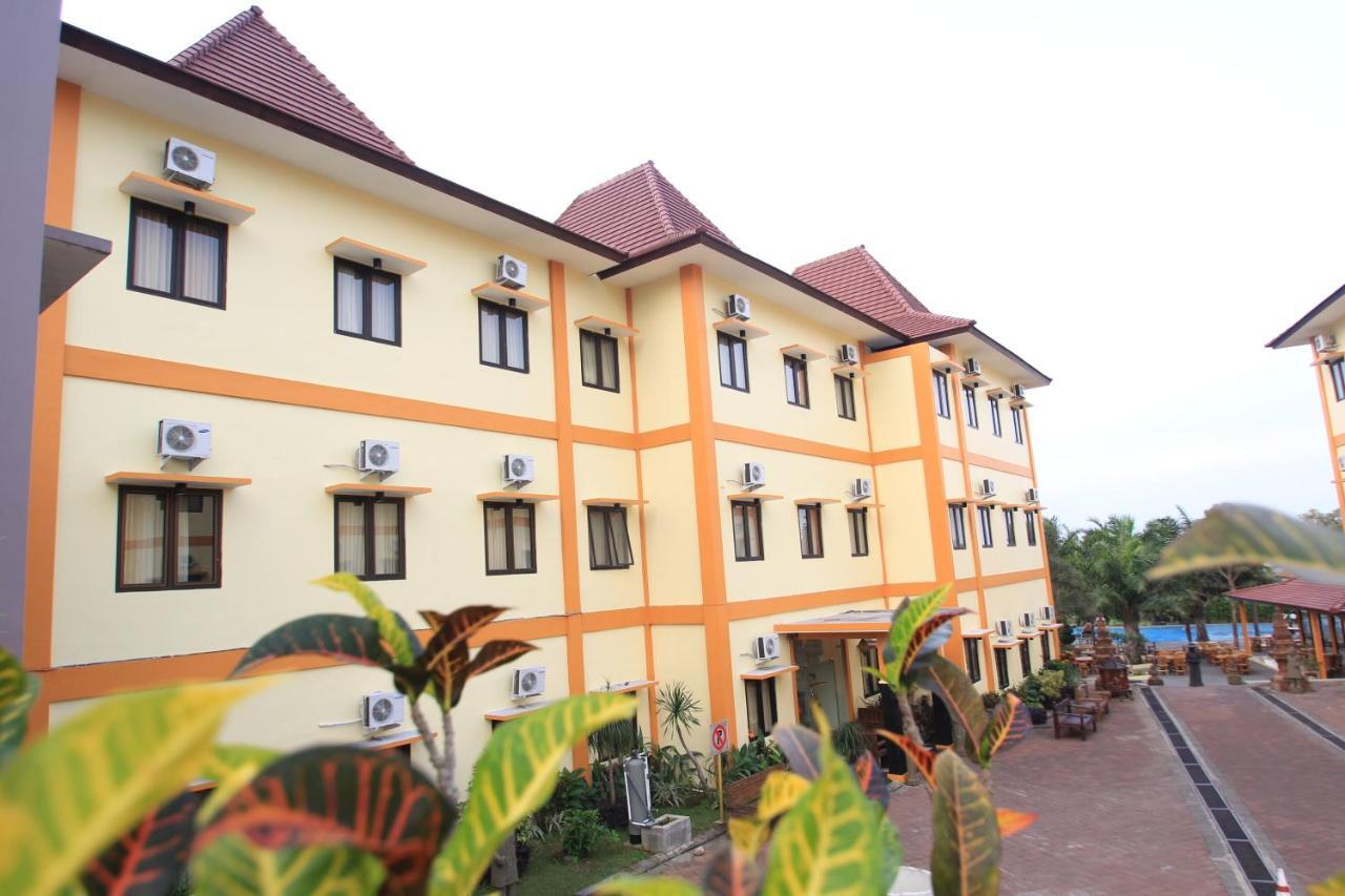 Ciptaningati Hotel Batu  Exterior foto